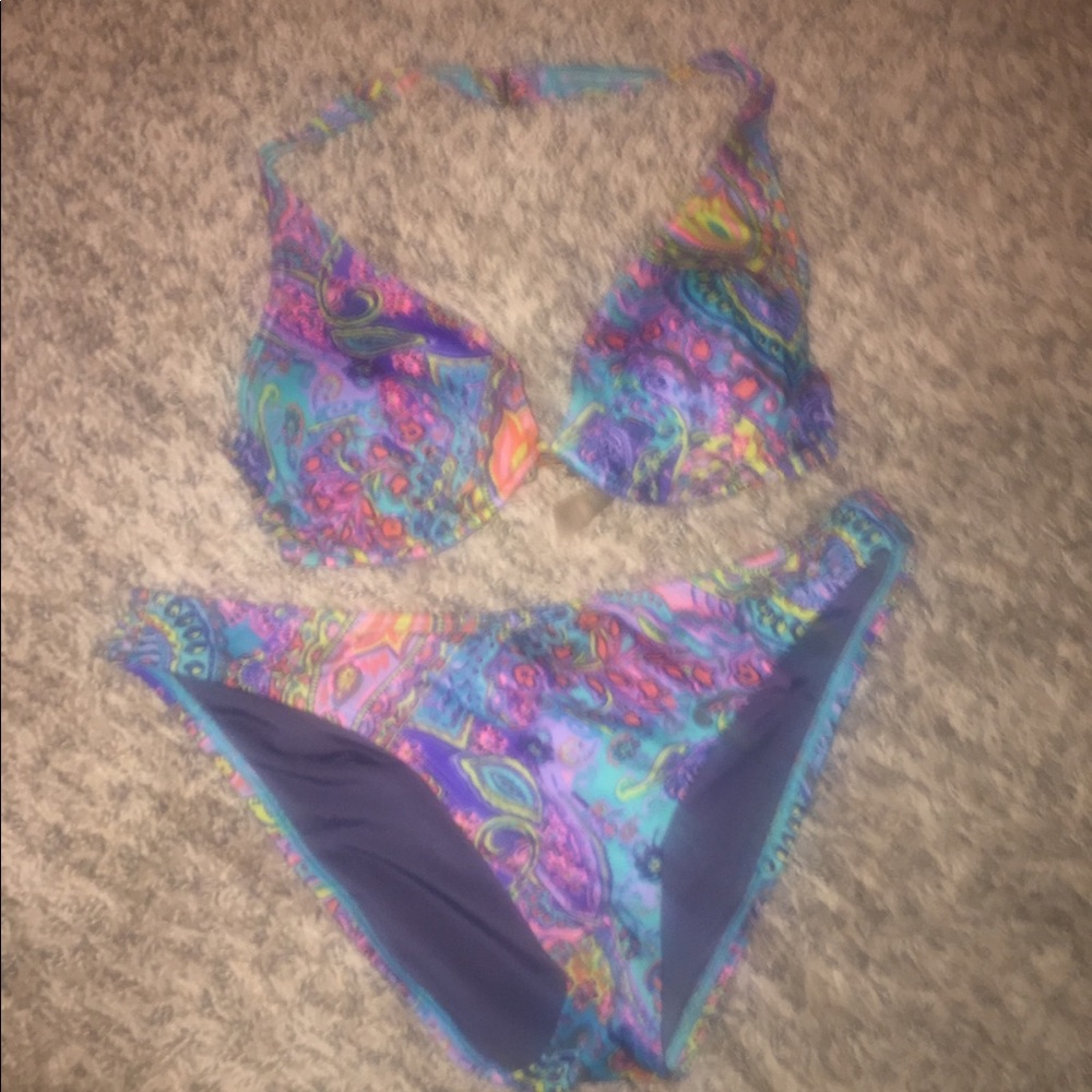 Bathing suit